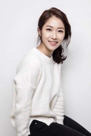 申允貞 Shin Yoon Jung 申允貞 Shin Yoon Jung