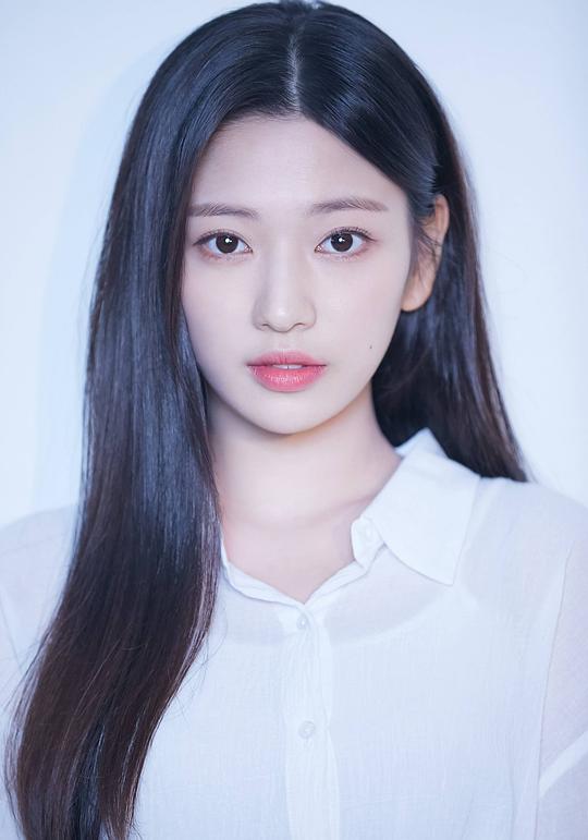 韓藝祉 Han Ye Ji 韓藝祉 Han Ye Ji
