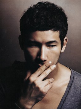 李言 Eon Lee 李言 Eon Lee