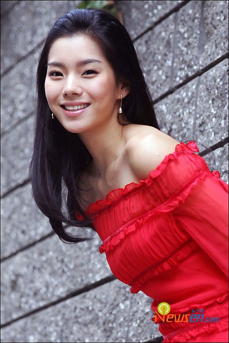 黃智賢 Ji-Hyun Hwang 黃智賢 Ji-Hyun Hwang