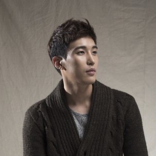 姜京俊 Kyung-joon Kang 姜京俊 Kyung-joon Kang