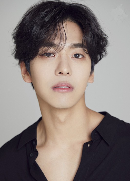 文智厚 Ji-hoo Moon 文智厚 Ji-hoo Moon