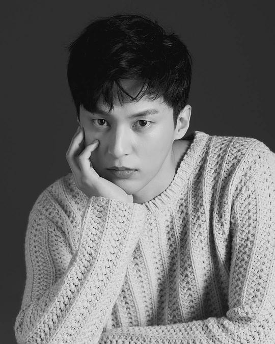 尹善宇 Sun-woo Yoon 尹善宇 Sun-woo Yoon