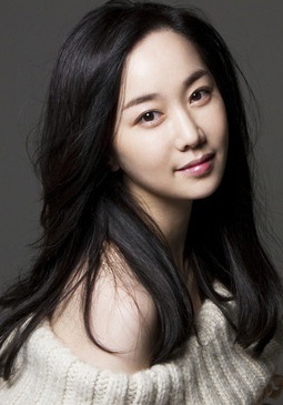 金旼序 Kim Min Seo 金旼序 Kim Min Seo