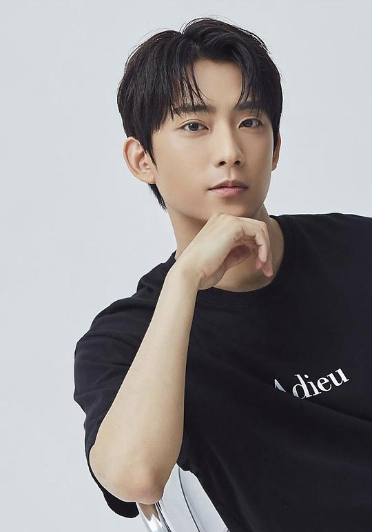 孔璨 Gong Chan 孔璨 Gong Chan