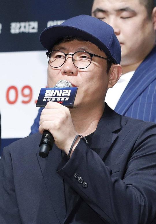 金汰巡 Taehoon Kim 金汰巡 Taehoon Kim