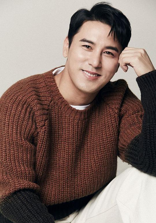 張民好 Jang Min-ho 張民好 Jang Min-ho