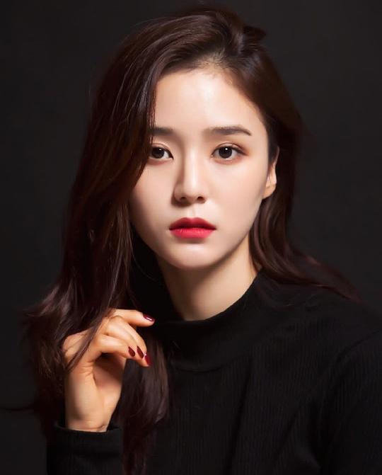 吳世英 Se-yeong Oh 吳世英 Se-yeong Oh