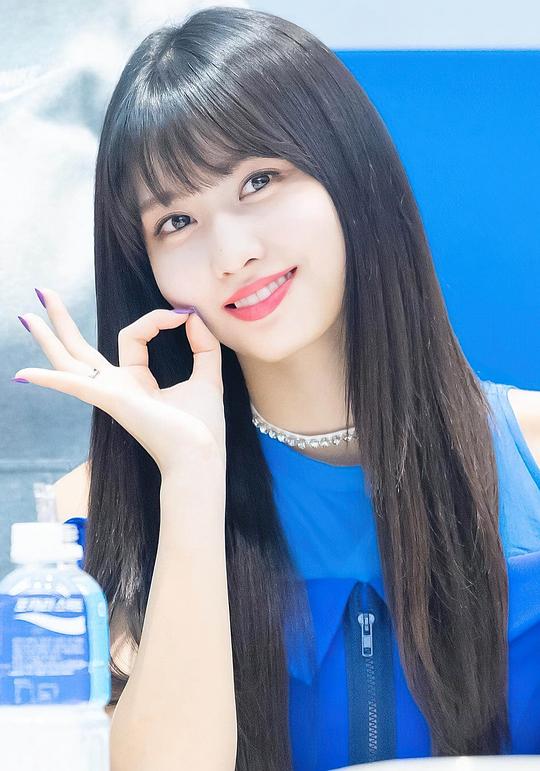 平井桃 Momo Hirai 平井桃 Momo Hirai