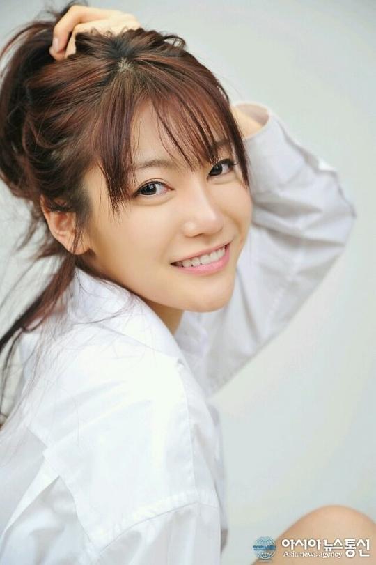 裴秀暻 Soo-kyung Bae 裴秀暻 Soo-kyung Bae