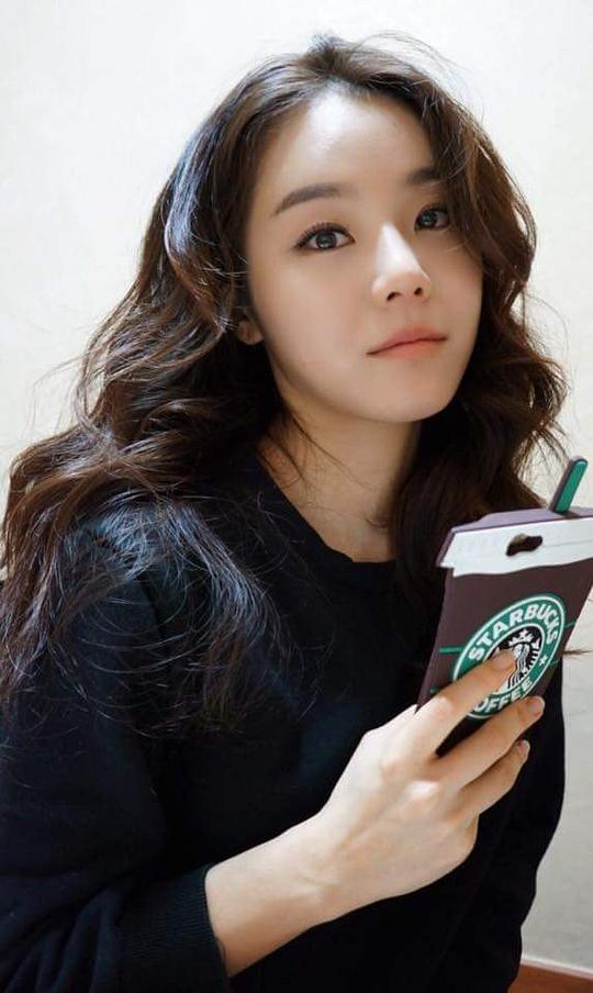李時媛 Si-won Lee 李時媛 Si-won Lee