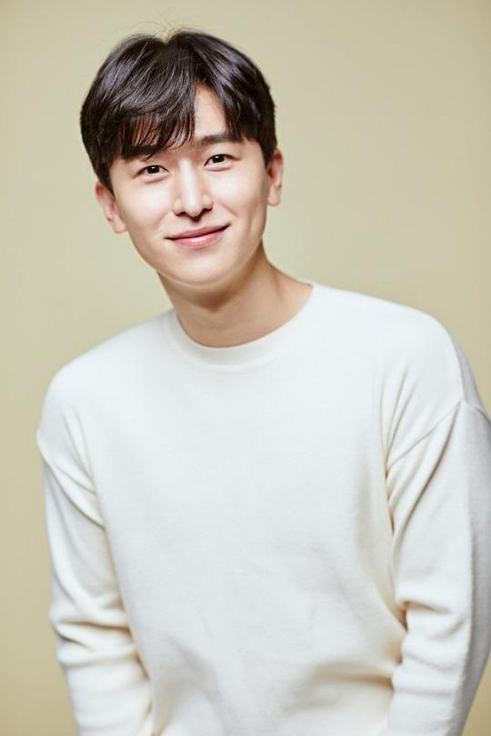 權永敏 Young-min Kwon 權永敏 Young-min Kwon