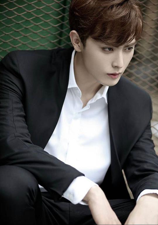 鄭熹哲 Jung Heecheol 鄭熹哲 Jung Heecheol