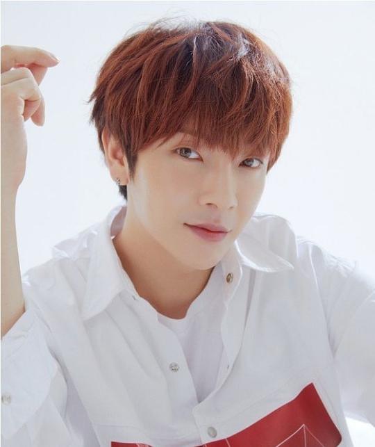 鄭允鶴 Yoon-hak Jung 鄭允鶴 Yoon-hak Jung