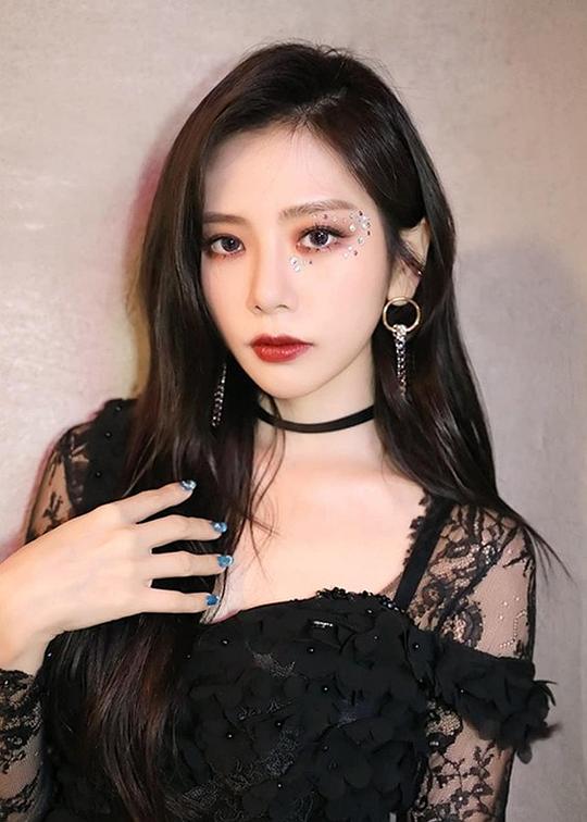 金旼祉 Min-ji Kim 金旼祉 Min-ji Kim