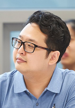 許俊宇 Joon-woo Heo 許俊宇 Joon-woo Heo