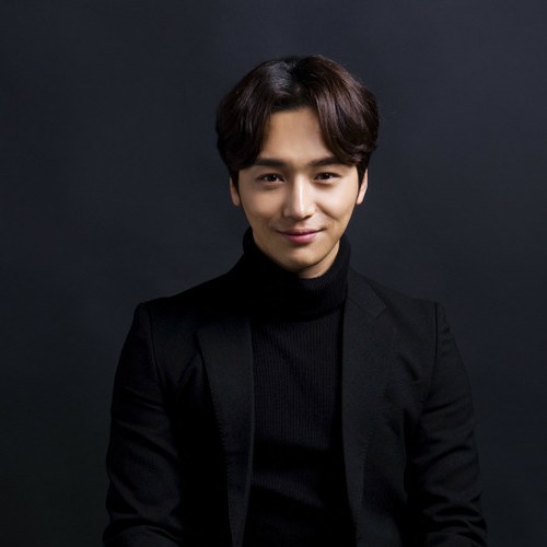卞約漢 Yo-han Byun 卞約漢 Yo-han Byun