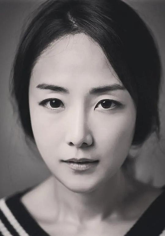 趙妍珍 Cho Yeon Jin 趙妍珍 Cho Yeon Jin