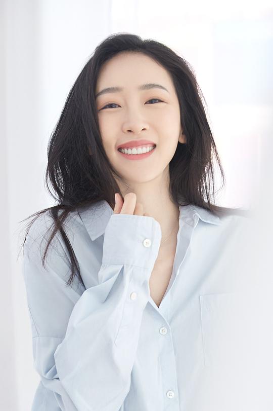 許瀟晗 Xiaohan Xu 許瀟晗 Xiaohan Xu