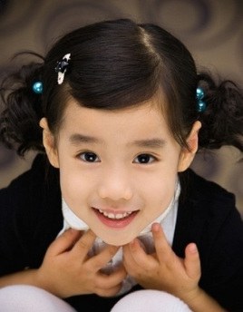 樸夏英 Ha-Yeong Park 樸夏英 Ha-Yeong Park