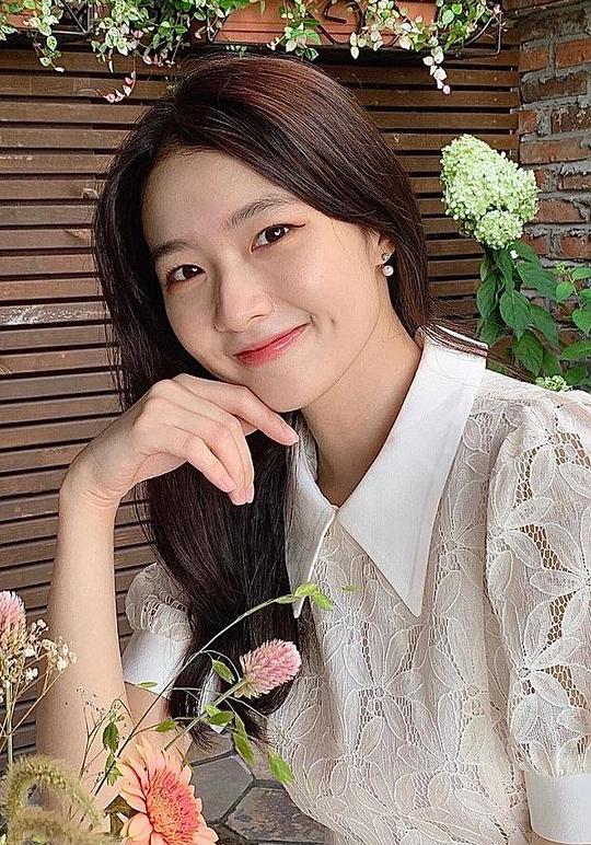 金秀敏 Su-min Kim 金秀敏 Su-min Kim