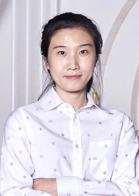 樸熙研 Hee-Yeon Park 樸熙研 Hee-Yeon Park
