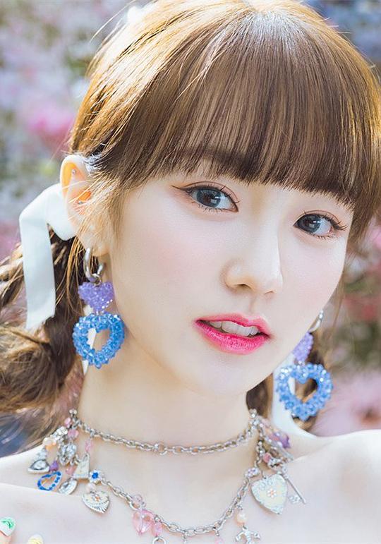 權娜延 NANA 權娜延 NANA
