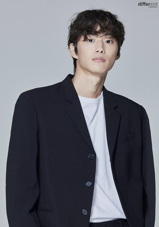 宇孝元 Hyo-won Woo 宇孝元 Hyo-won Woo
