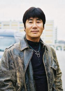 劉東根 Dong-geun Yun 劉東根 Dong-geun Yun