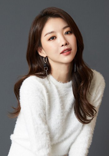 張熙珍 Hie-jin Jang 張熙珍 Hie-jin Jang