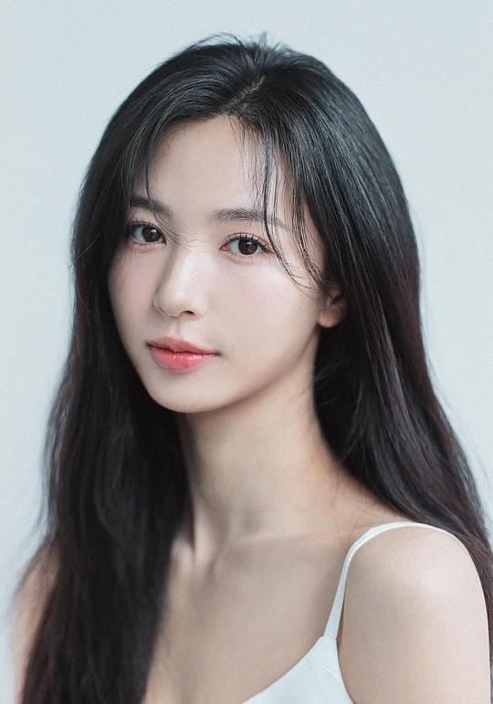 許智媛 Ji-won Hur 許智媛 Ji-won Hur