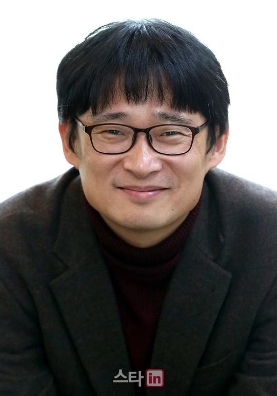 梨晳勳 Seok-hoon Lee 梨晳勳 Seok-hoon Lee