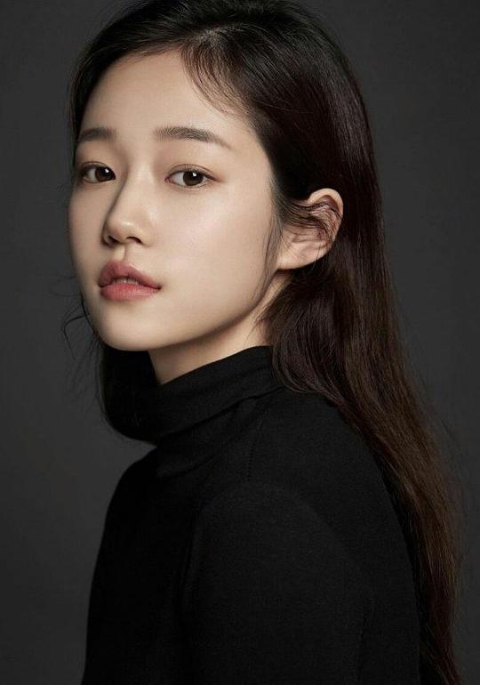 盧允瑞 Roh Yoon Seo 盧允瑞 Roh Yoon Seo