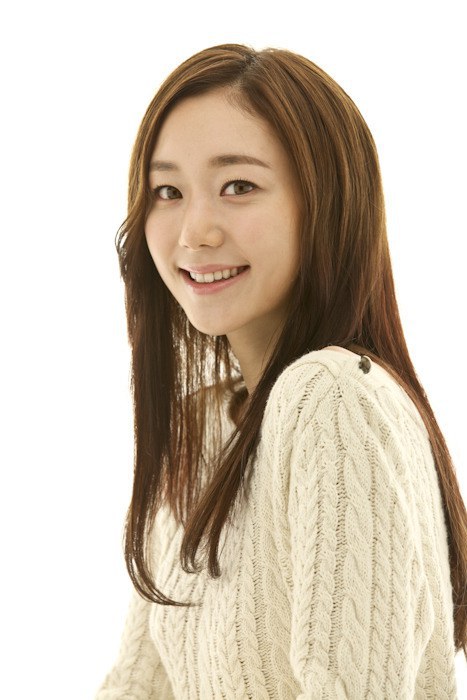 李裕英 You-young Lee 李裕英 You-young Lee