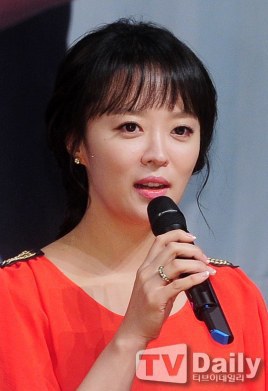 安妍紅 Yang-ho Wi 安妍紅 Yang-ho Wi