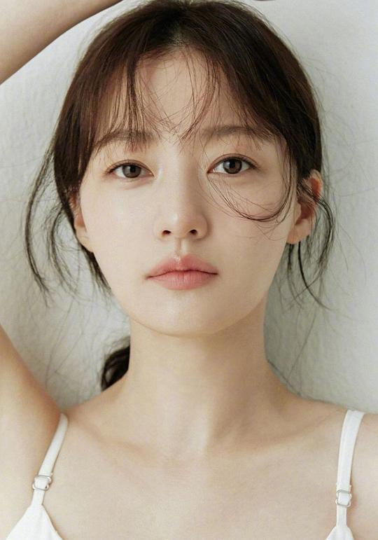 宋昰昀 Ha-yoon Song 宋昰昀 Ha-yoon Song
