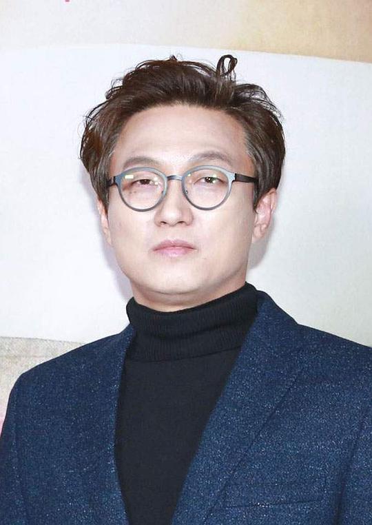 洪泰善 Hong Tae-sun 洪泰善 Hong Tae-sun