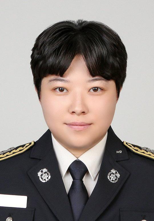鄭珉先 Min-seon Jung 鄭珉先 Min-seon Jung