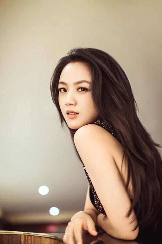 湯唯 Wei Tang 湯唯 Wei Tang