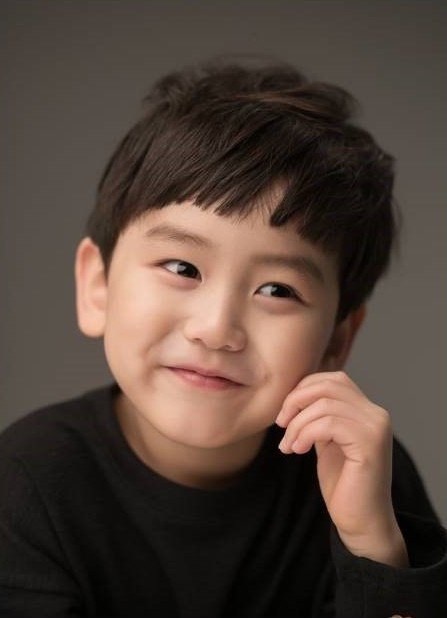 成敏俊 Min-jun Sung 成敏俊 Min-jun Sung