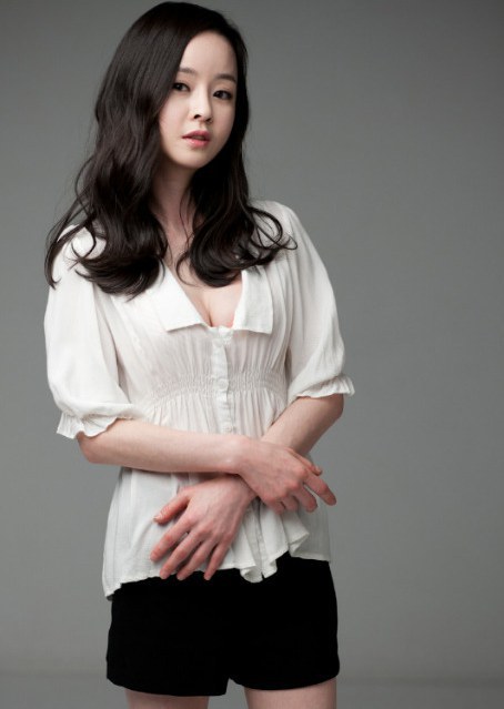 尹雪喜 Sul-hee Yoon 尹雪喜 Sul-hee Yoon