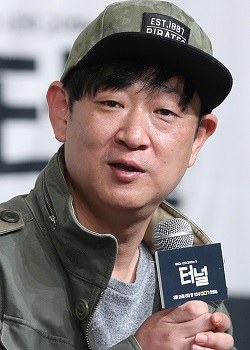 申勇輝 Yong-hwi Sin 申勇輝 Yong-hwi Sin