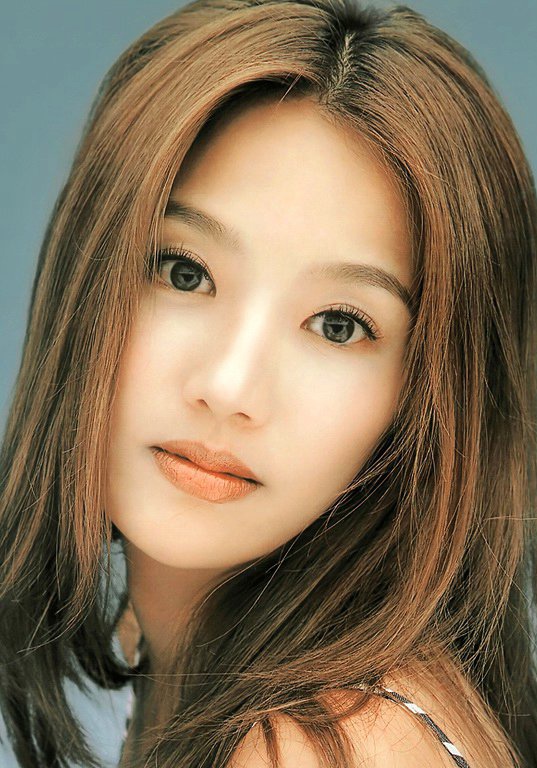金玟 Min Kim 金玟 Min Kim