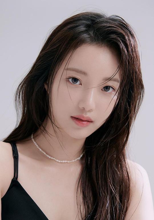 韓素恩 So-eun Han 韓素恩 So-eun Han