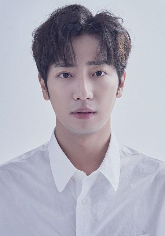 李相燁 Sang-Yeob Lee 李相燁 Sang-Yeob Lee