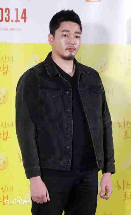 文知允 Ji-yoon Moon 文知允 Ji-yoon Moon