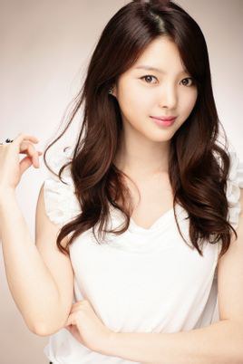 嚴賢京 Hyun-Kyung Eom 嚴賢京 Hyun-Kyung Eom