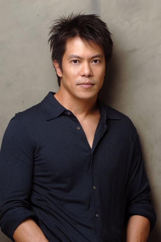 文峰 Byron Mann 文峰 Byron Mann