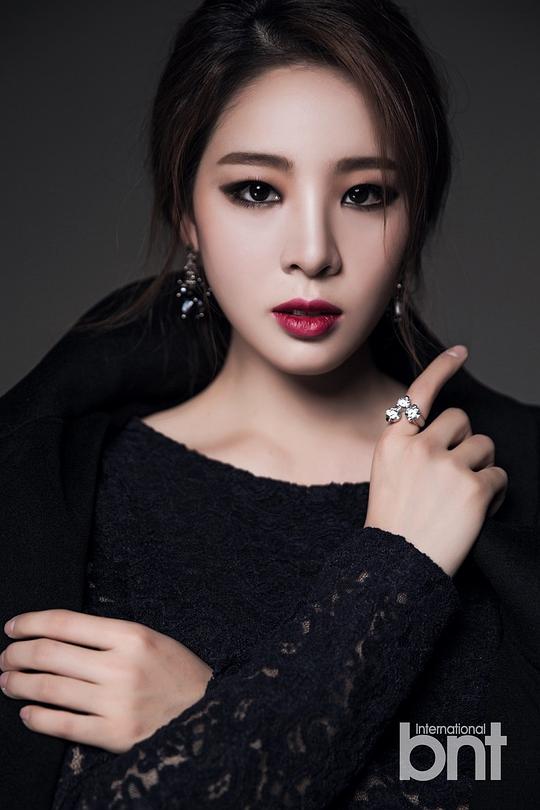 申秀智 Shin Soo-ji 申秀智 Shin Soo-ji