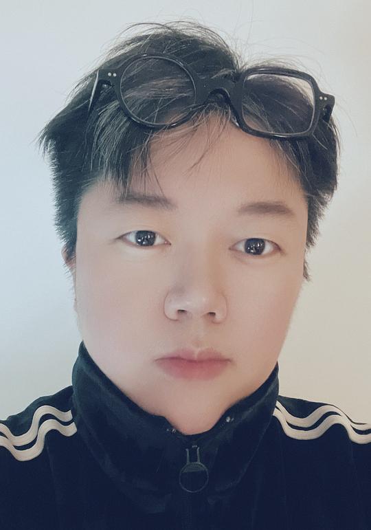 劉子溢 Ziyi Liu